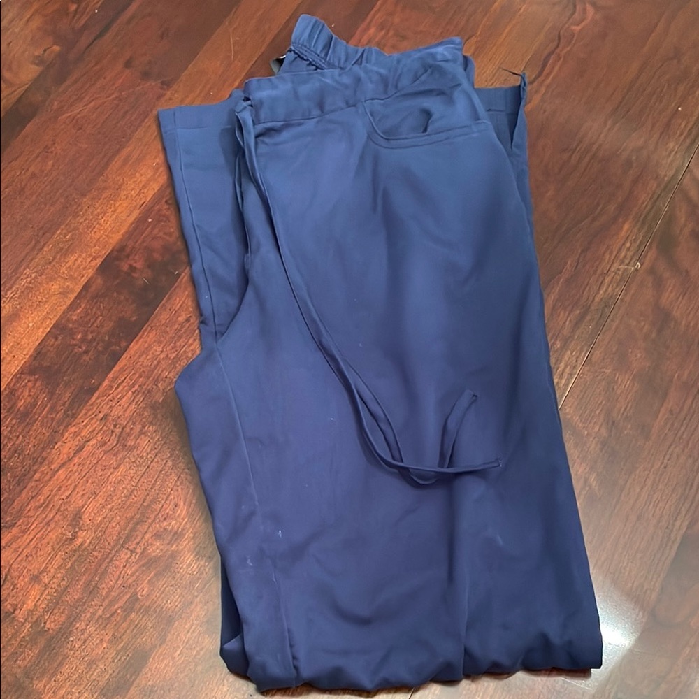 Women’s scrub pants